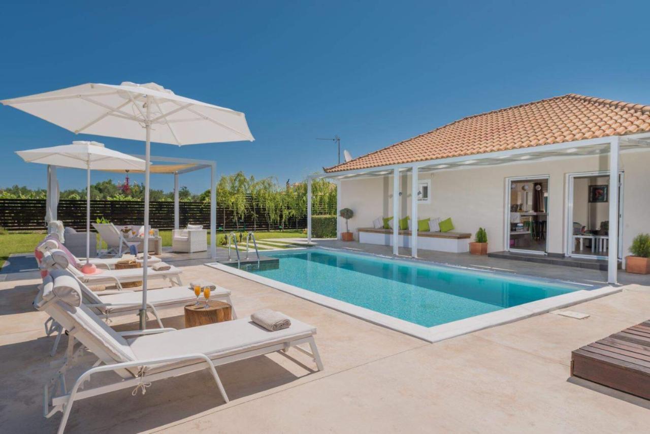 Madini Luxury Villa With Private Heated Pool Vanato Esterno foto