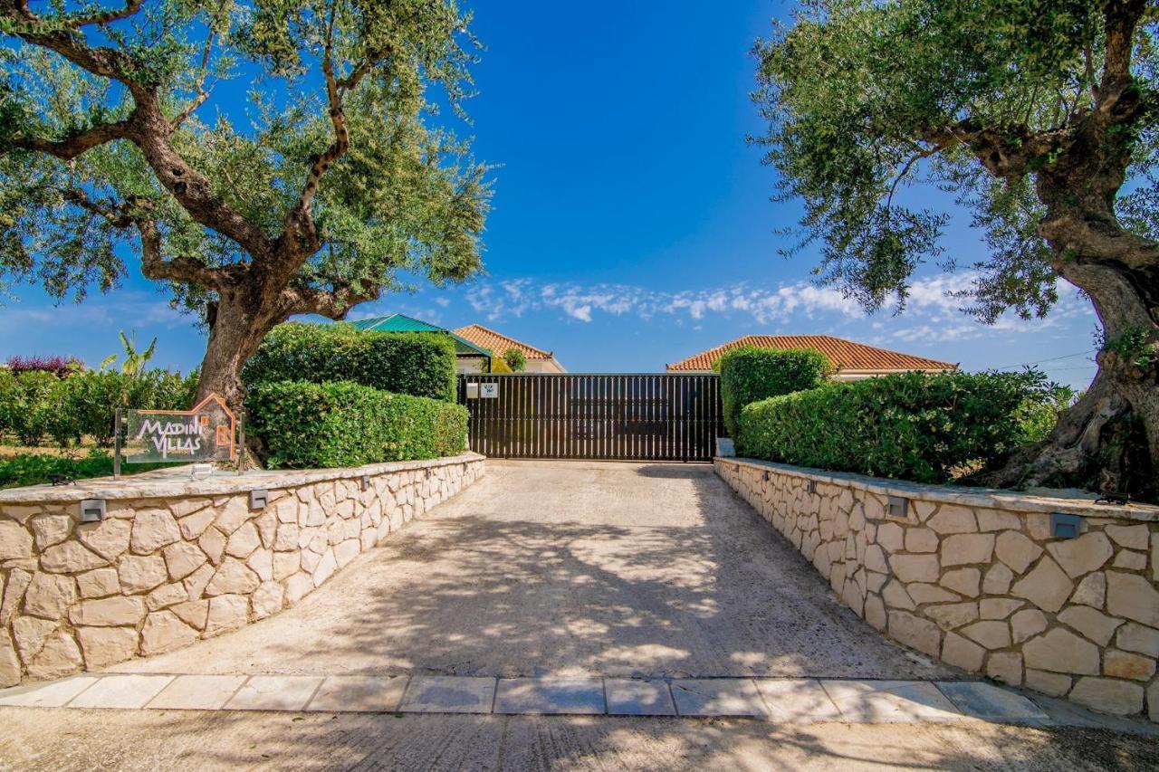 Madini Luxury Villa With Private Heated Pool Vanato Esterno foto